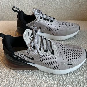 Nike Air Max 270 W 10 — Like new